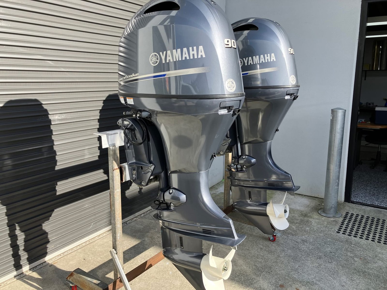 Used Twin Yamaha 90hp outboard motor For Sale