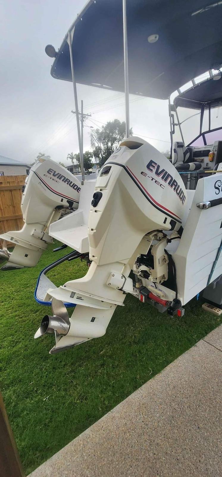 Used Evinrude 115hp Twin Outboard Motor for sale