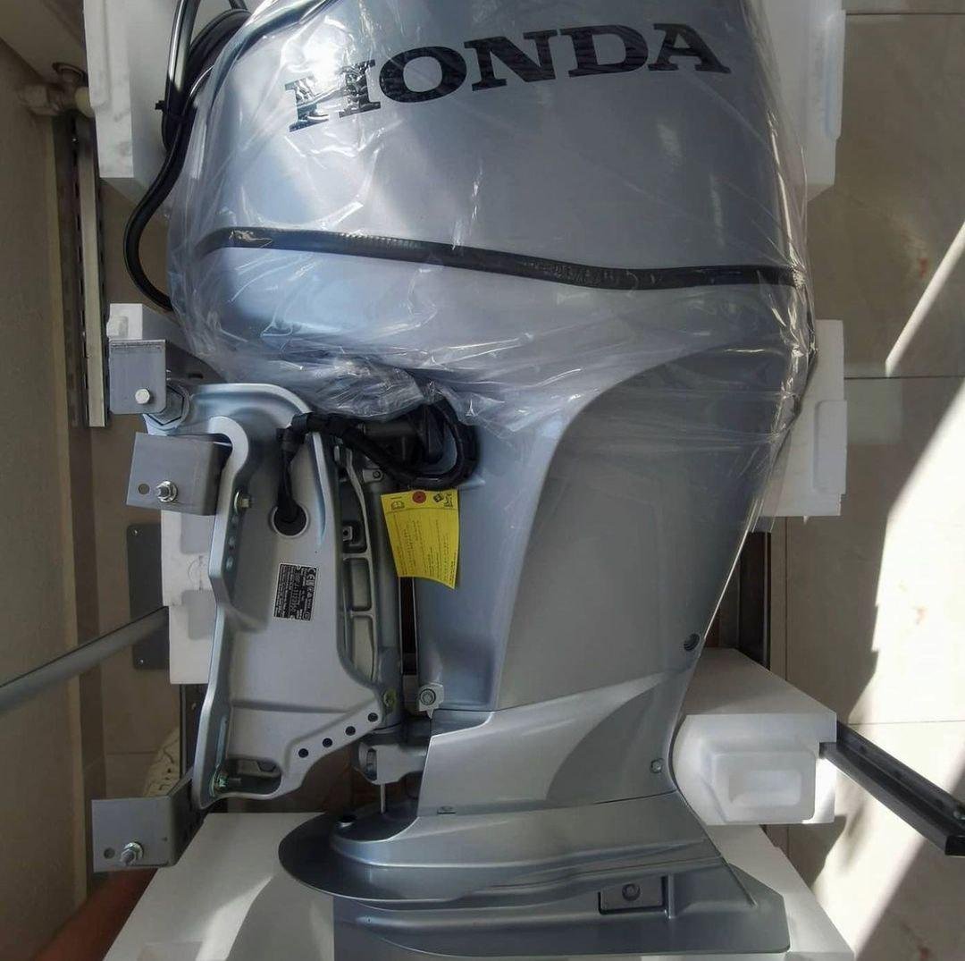 New Honda 100hp Outboard Motor for sale