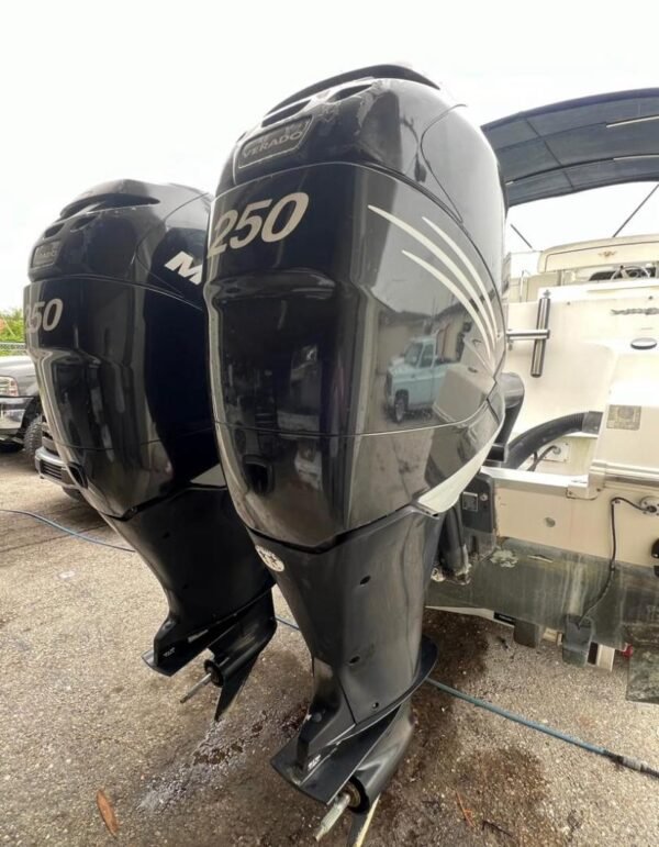 Used Mercury 250hp twin outboard motor for sale