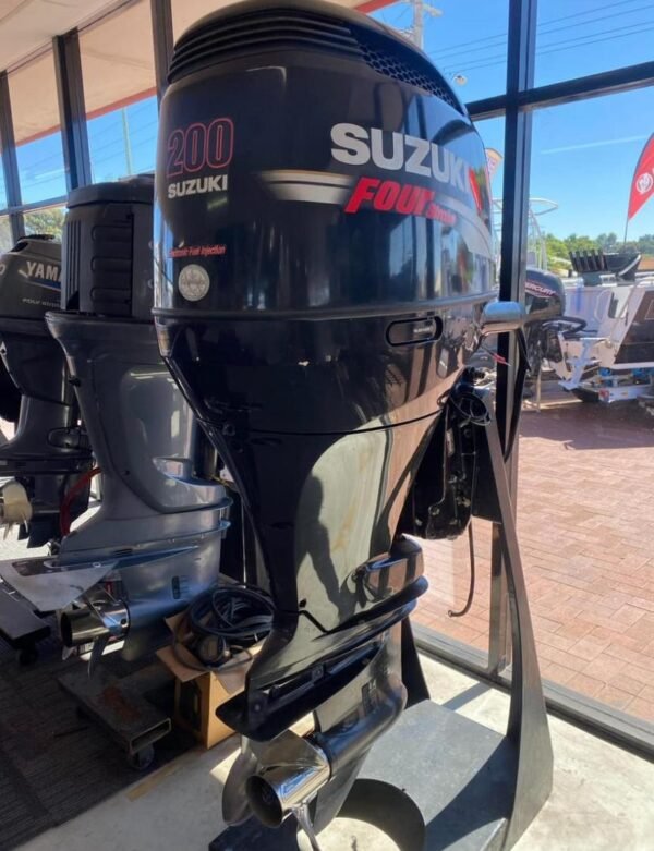 Used Suzuki 200hp Four Stroke Outboard Motor for sale