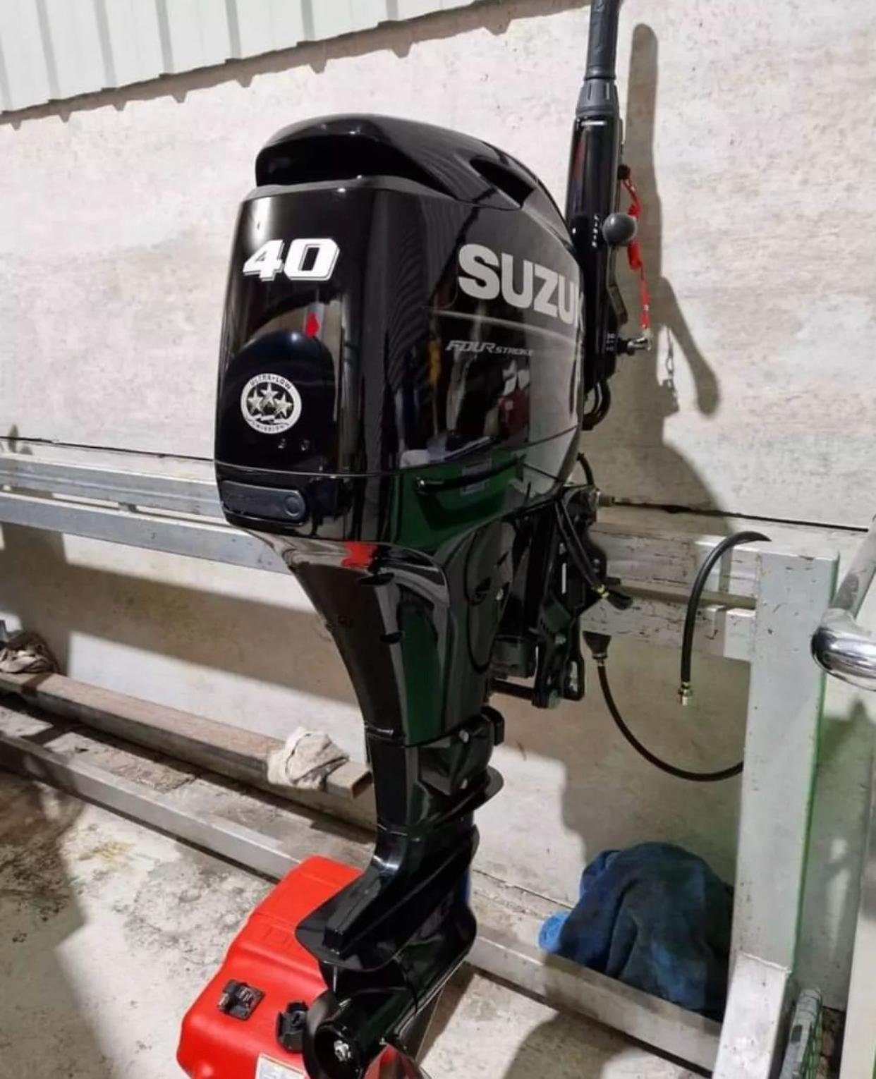suk 40 tiller Used Suzuki 40hp outboard motor for sale