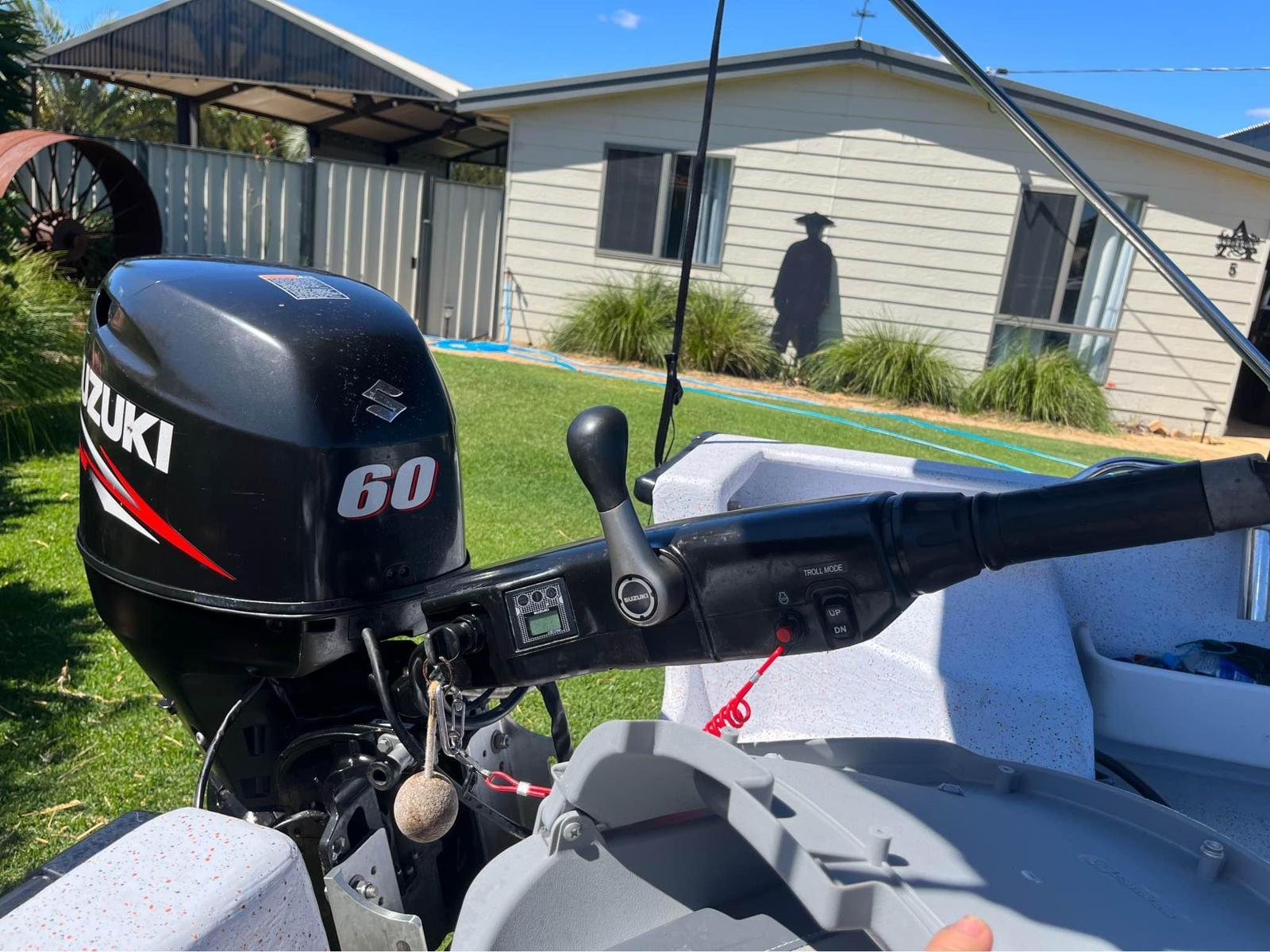 Used Suzuki 60hp Tiller Handle Outboard Motor for sale